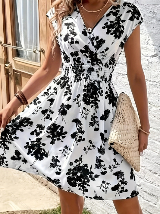 Floral Print Bodycon Dress Slim Fit Elegant Design Comfortable Fabric Perfect for Parties and Special Occasions