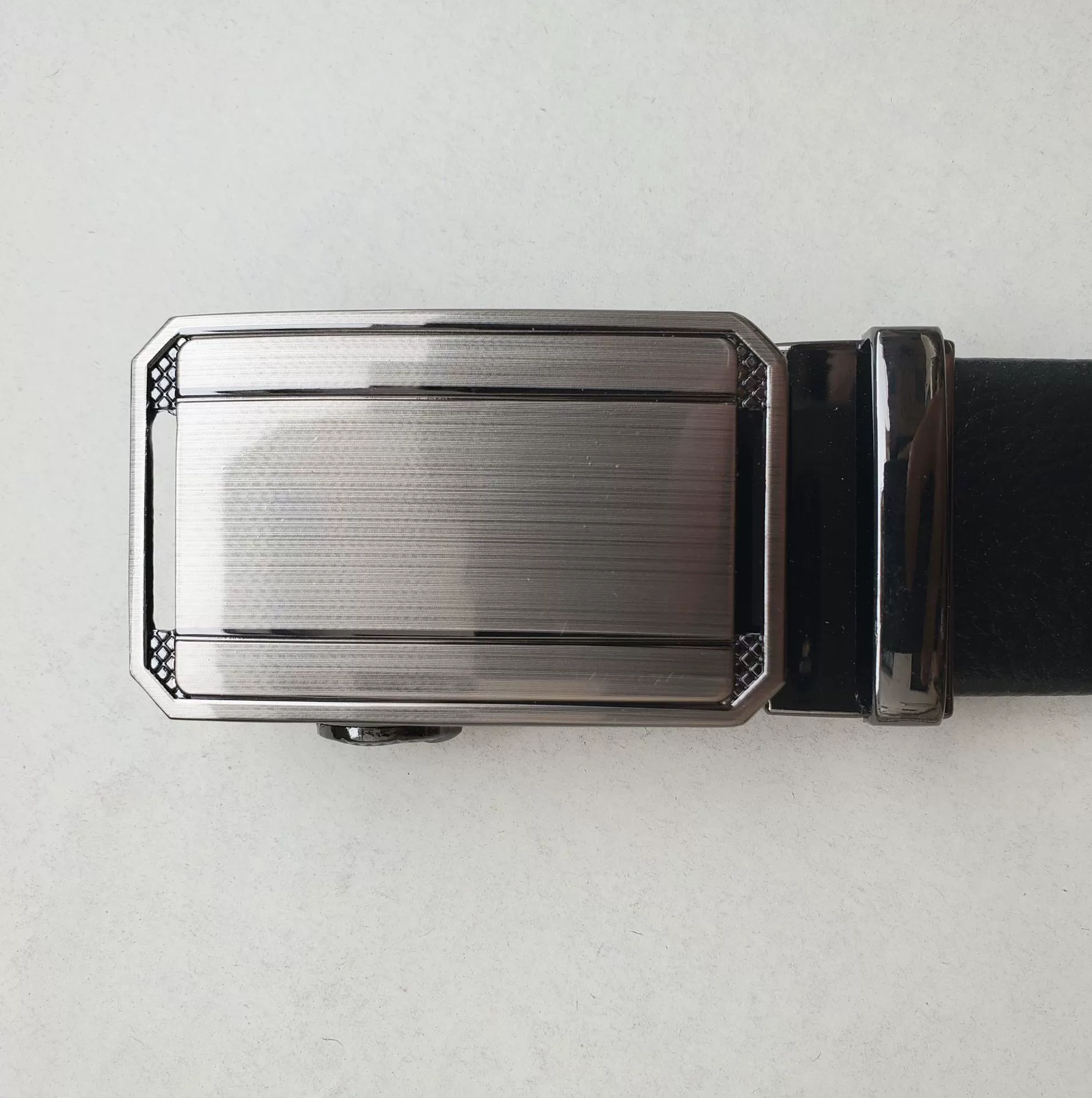 Metal Belt with Metal Buckle, Wear-Resistant Trousers Belt, Adjustable 120/140 cm, Multiple Styles