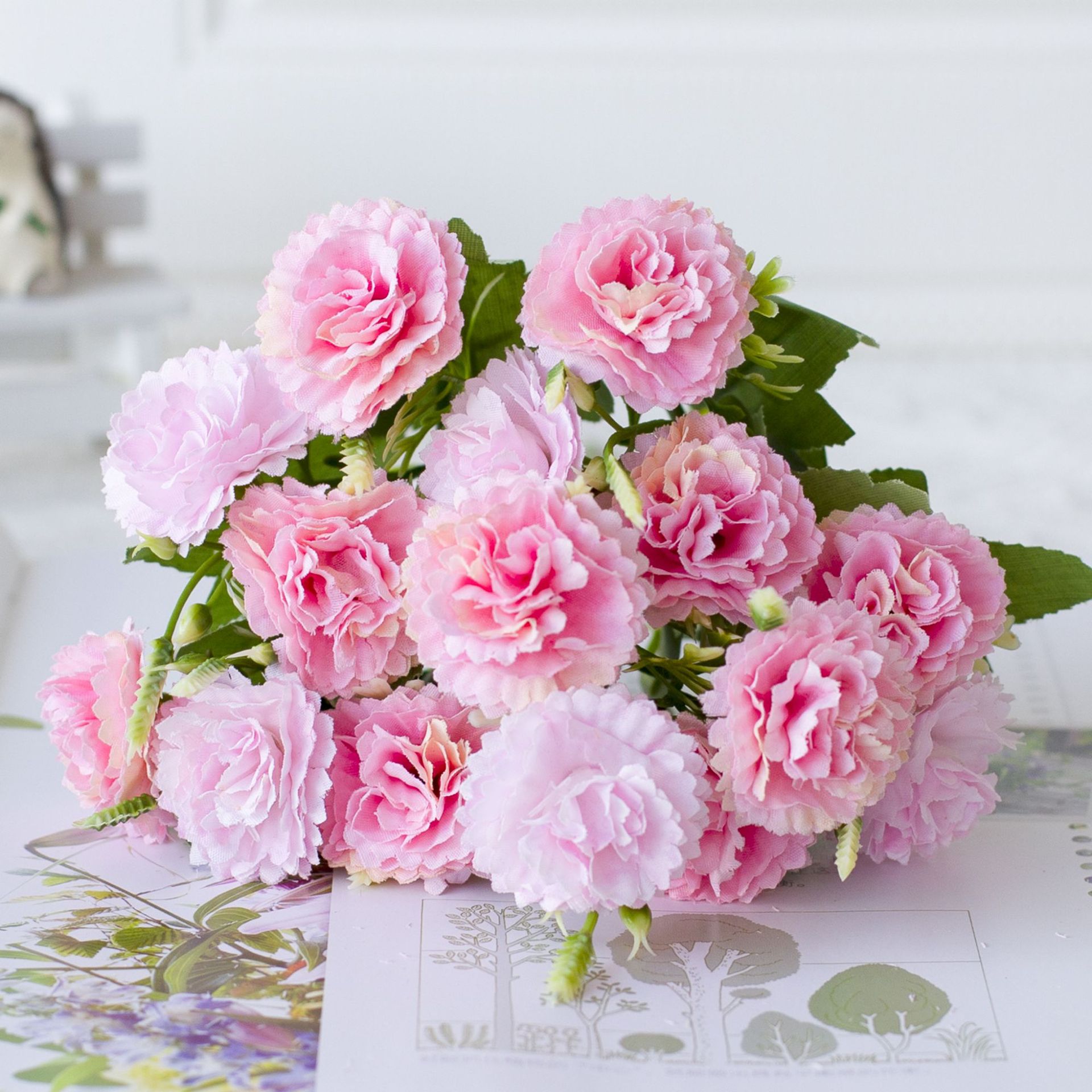 Snowflake Warm Clove Flower Simulated Bouquet Festive Gift Fake Flower Vase Flower Arrangement Living Room Decoration Wedding Holiday Use