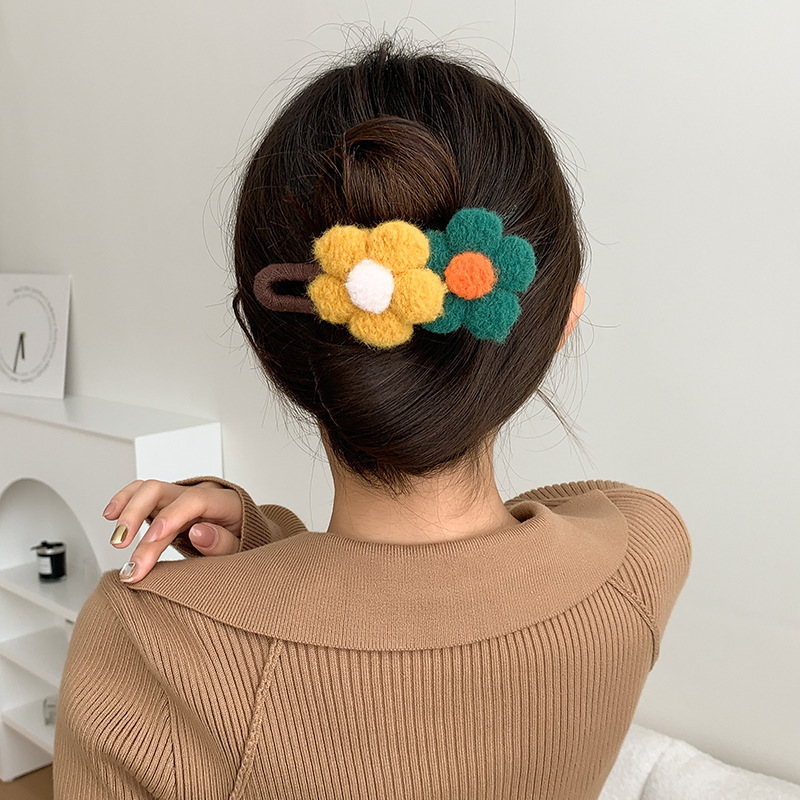 奶咖色花朵鸭嘴夹大号发夹后脑勺盘发抓夹女2025新款秋冬毛绒发饰|undefined