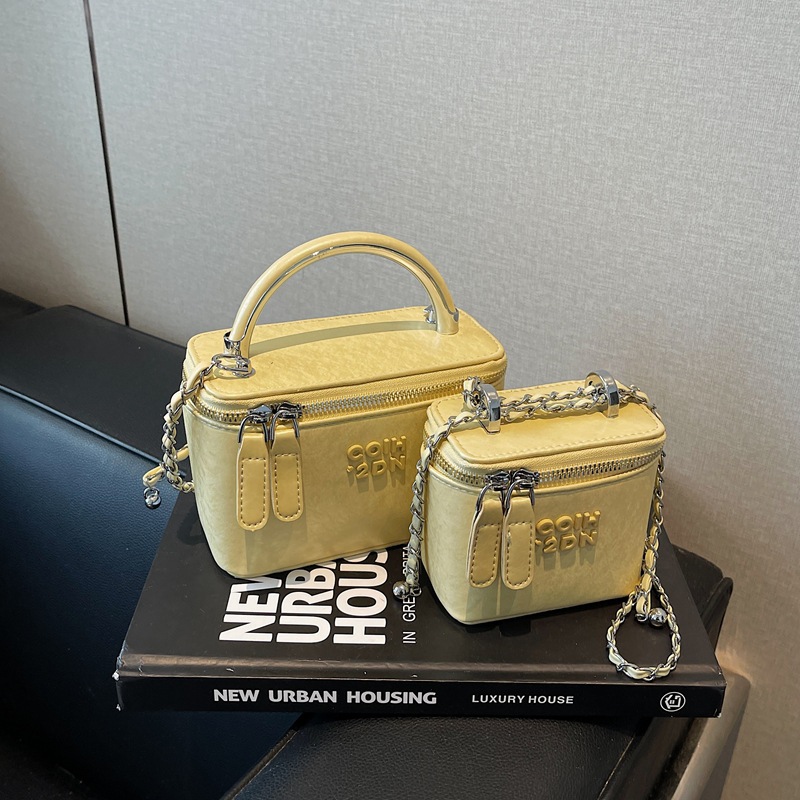 Beliebte Damenhandtasche 2025: Neue, stylische, kastenförmige Mini-Tasche mit Umhängekette und Schulterriemen_voghion.com