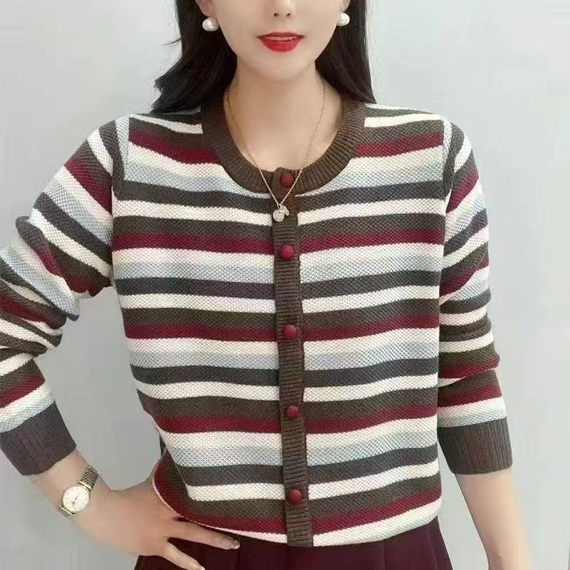 减龄休闲圆领拼色彩条软糯细针织针织衫2025春季年轻妈妈装毛衣女|undefined