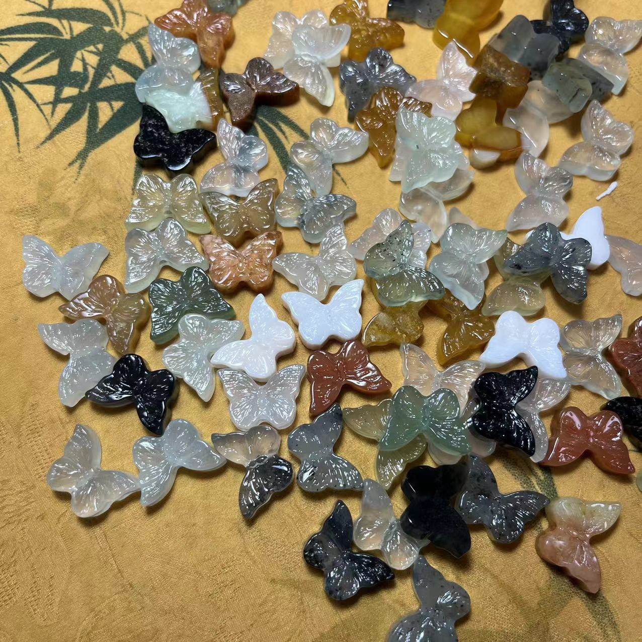 20 мм, небольшой размер, сквозное отверстие, смешанная партия