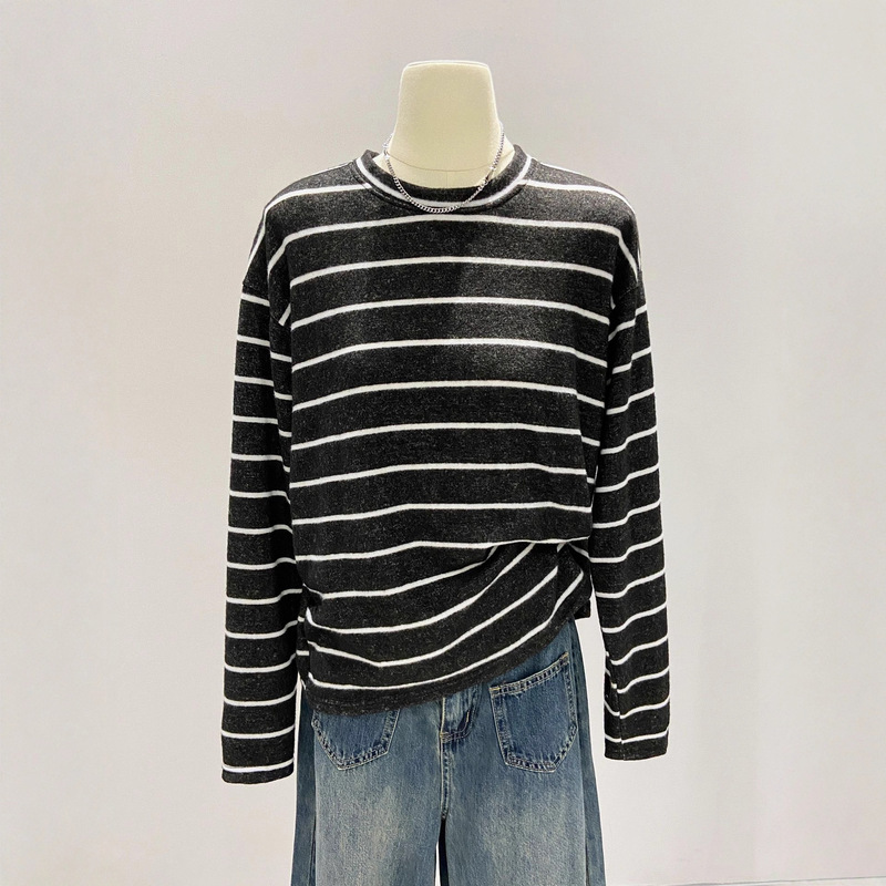 Korean Chic Color-Block Striped Thick Long-Sleeve T-Shirt for Women, Faux Rabbit Fur Brushed Soft Round Neck Loose Casual Top Korean Chic Color-Block Striped Thick Long-Sleeve T-Shirt for Women, Faux Rabbit Fur Brushed Soft Round Neck Loose Casual Top