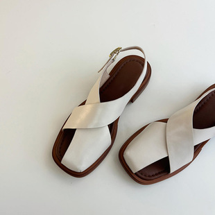 �F؛��~ܛƤ���m���^��ЬŮ�ļ��⴩�ٴ�͸�ܛƤͨ�ڏ͹��_�RЬ