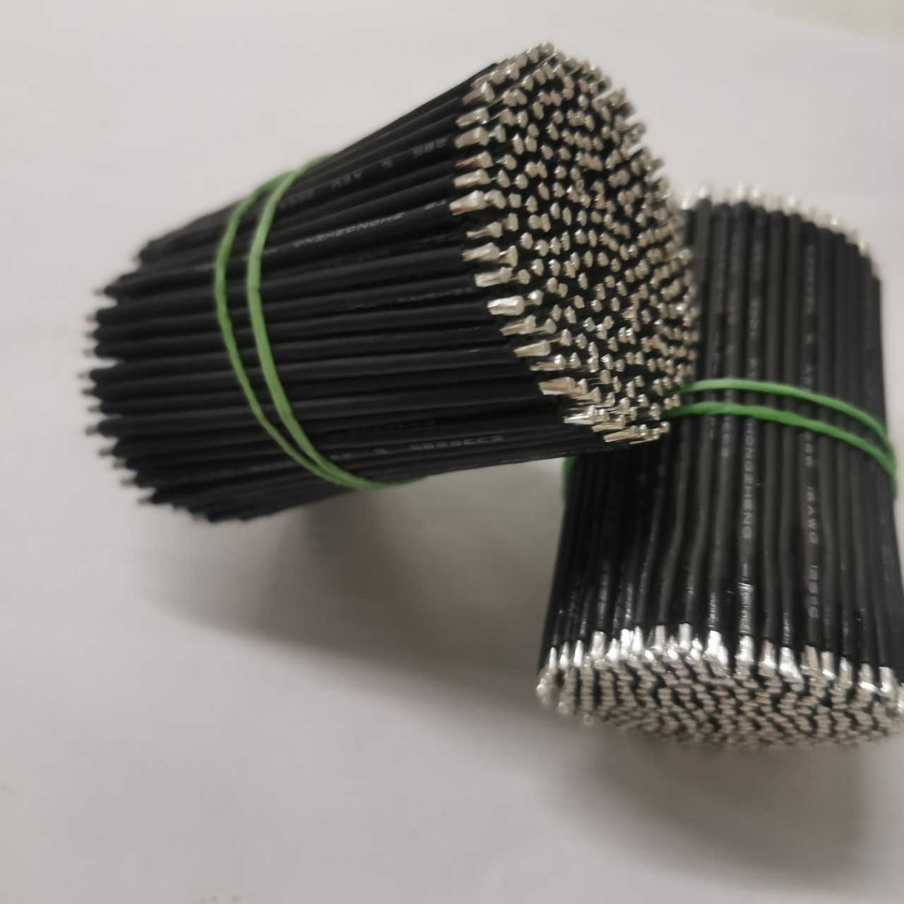 3239-26 15mm特软硅胶线喇叭电子线高温航模线LED锂电池连接线