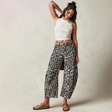 欧美跨境2025年外贸豹纹印花休闲宽松中腰筒形女士牛仔裤16848