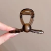 Высокий коричневый