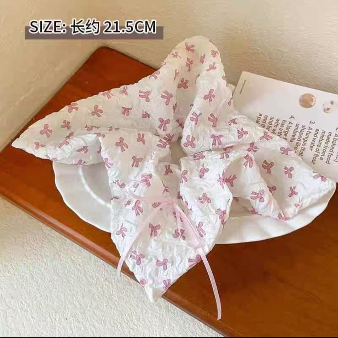 활 흰색 사각형 스카프