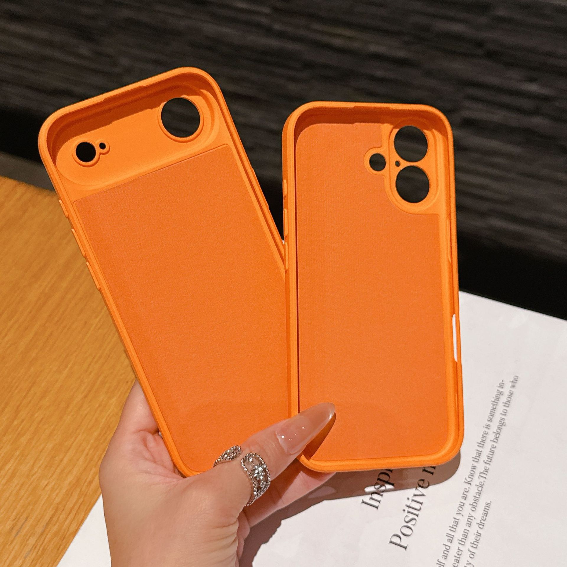Funda líquida para iPhone 17Pro, compatible con Apple 15Pro, borde recto, orificios precisos, funda protectora de silicona de cobertura total para 13