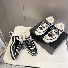 ߶2025СLƴɫƤëһw͎ͺϵů\eЬŮ