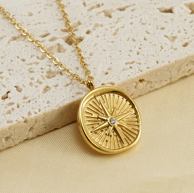 Daily Occasion 304 Stainless Steel Material Wholesale Jewelry Retro Round 304 Stainless Steel Rhinestones 18K Gold Plated Inlay Stainless Steel Necklaces