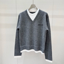 南油高定字母嵌花徽标学院风假两件长袖针织衫毛衣女现货发