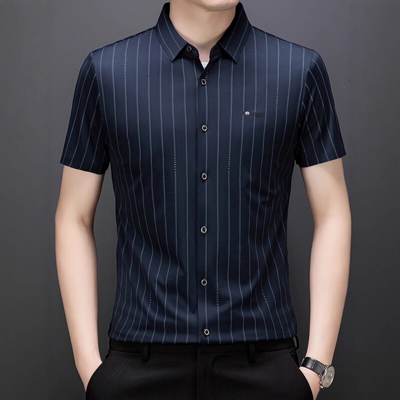 Ice Silk Stretch Simple Casual Short-Sleeved Shirt for Men, Summer Striped Print Anti-Wrinkle Versatile Middle-Aged Men's Shirt