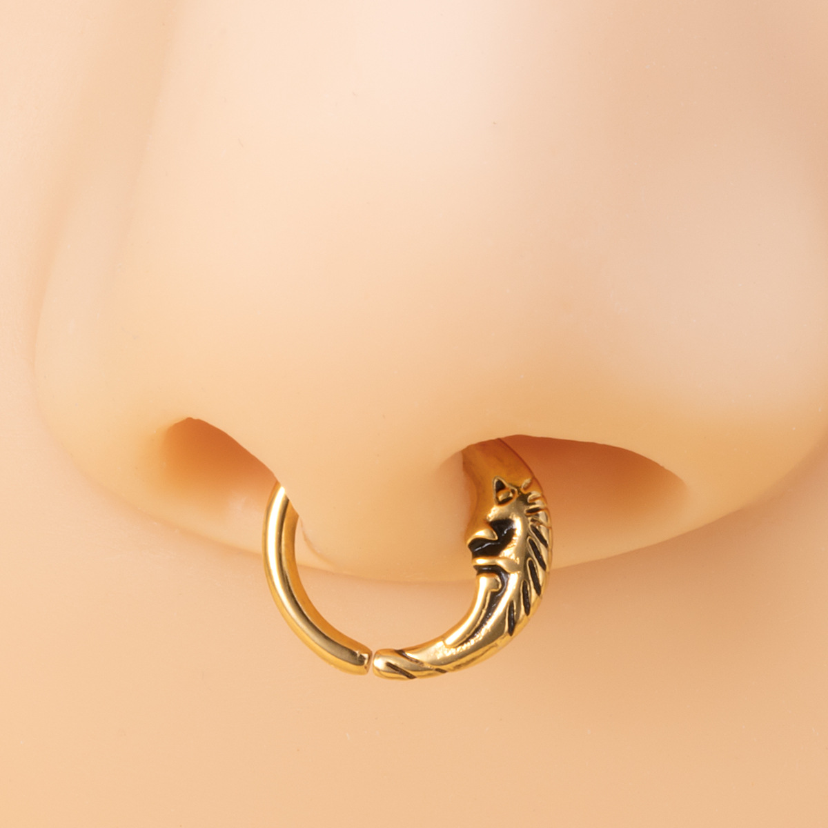 Fashion Moon Heart Shape Stainless Steel Inlay Zircon Nose Ring 1 Piece