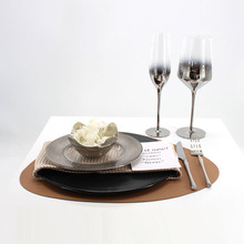 现代轻奢样板房软装饰品摆件餐厅餐桌套装餐具西餐盘创意餐具摆台