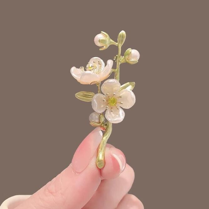Popular On Xiaohongshu: Jasmine Flower Brooch - High-end Floral Plant Forest Style Brooch, Artistic And Sweet Pin_voghion.com