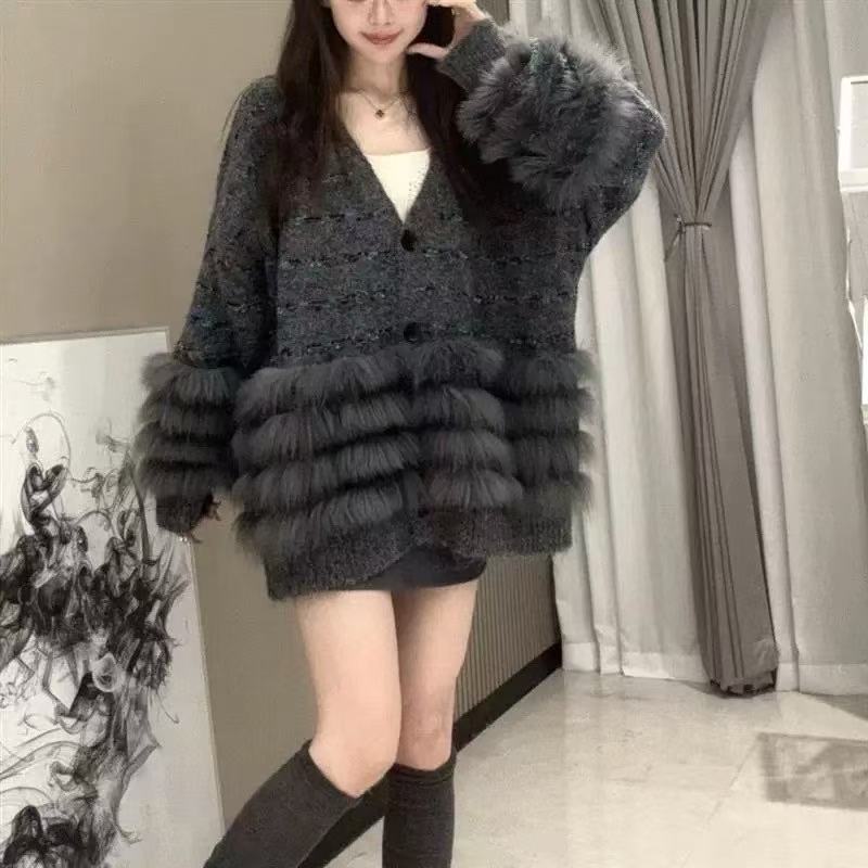 灰色V领长袖毛衣外套女2025秋冬新款减龄洋气轻奢百搭高级感开衫|undefined