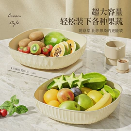 衣架;化妆镜;垃圾袋