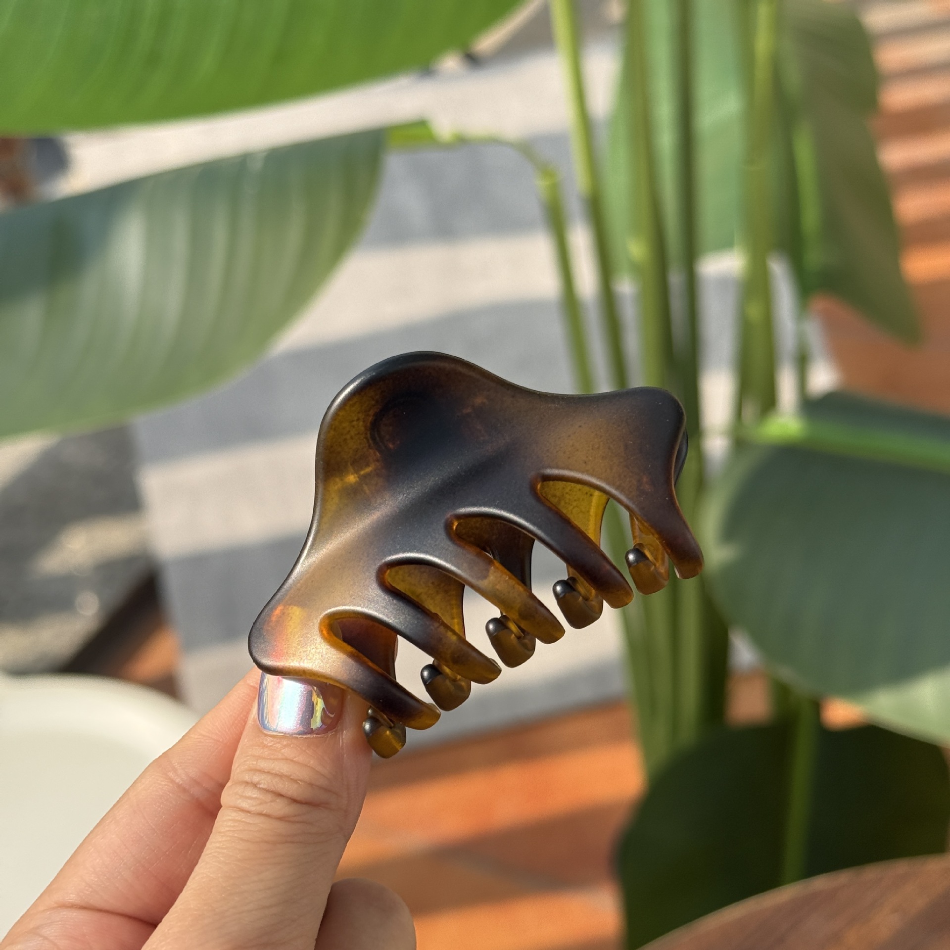 45g Weight Hair Claws Hair Accessories Type 1 Piece Quantity Holiday, Daily, Street Occasion Plastic, Resin Material Solid Color Pattern All Seasons Season Women's Gender Polishing Design Simple Style Style Simple Style Women's Solid Color Plastic Resin Polishing Hair Claws 12