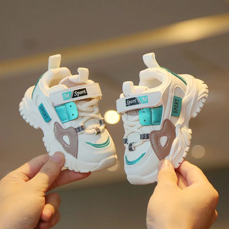 Children's set, sports shoes, non-slip winter footwear for early age, 1-6 years, soft sole