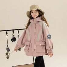 女童春款户外冲锋外套2025年新款网红童装中大童女童户外时髦上衣