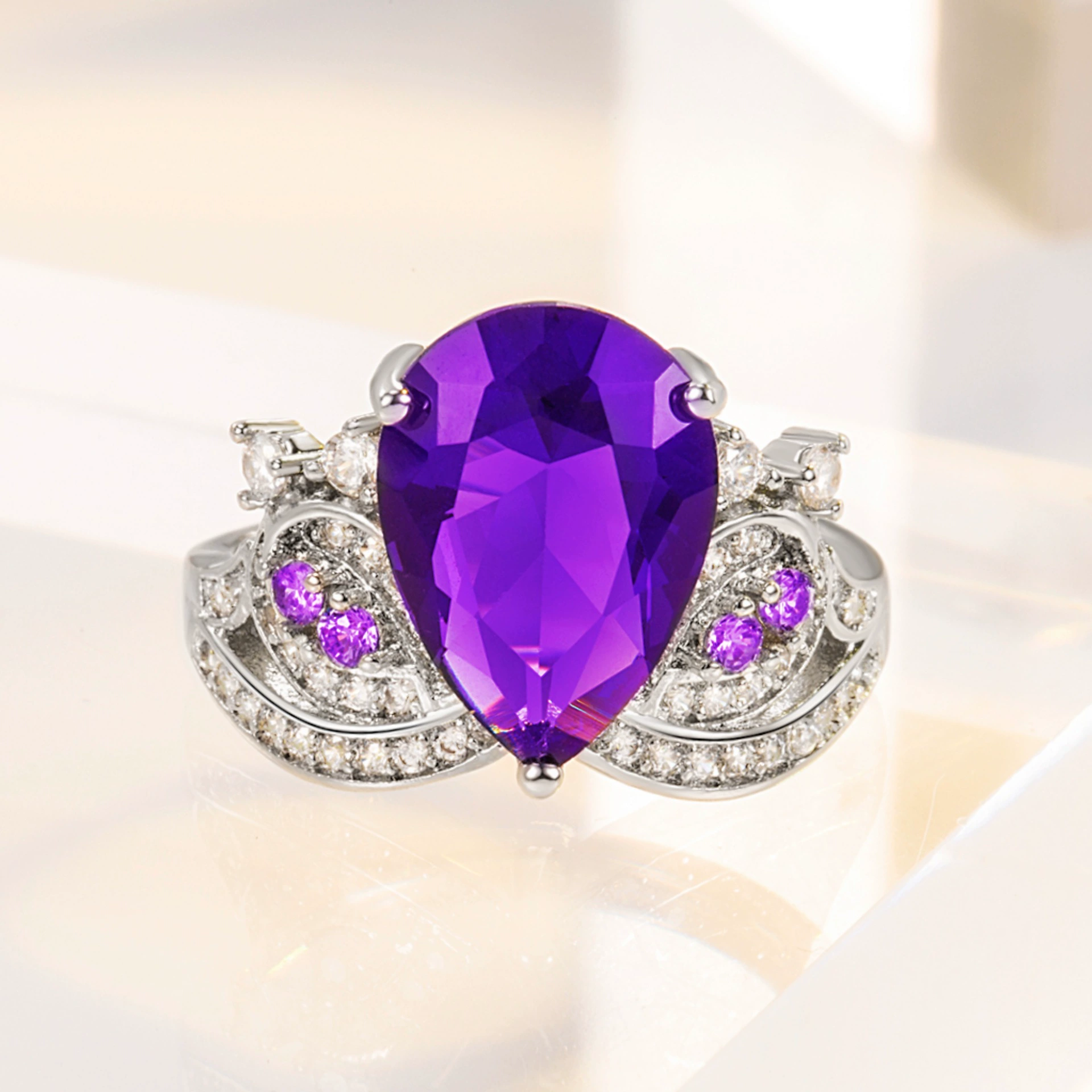 Кольцо-коронка для прямого эфира Douyin Coronated Amecill Purple Diamond Crown Ring of Novel Angel Eye