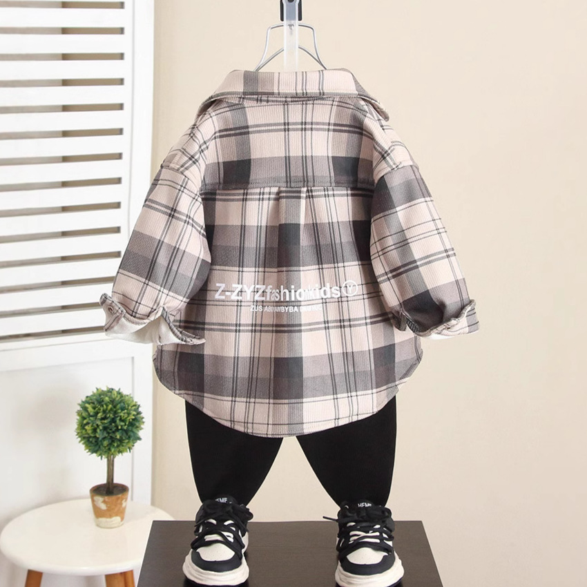 6580 camisa de niño más terciopelo otoño e invierno camisa de terciopelo de una pieza para niños de manga larga 2025 nuevo abrigo grueso para bebé