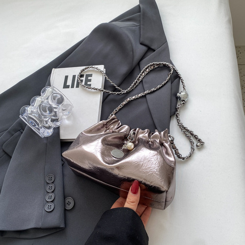 Chain bag women's bag  new niche design single shoulder crossbody bag texture bucket bag factory direct sale