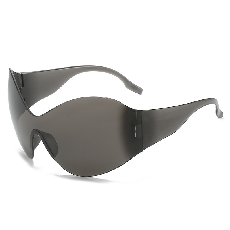 New Steampunk Women's Oversized Sunglasses Trendy Punk Y2k Sunglasses Millennium Designer Glasses