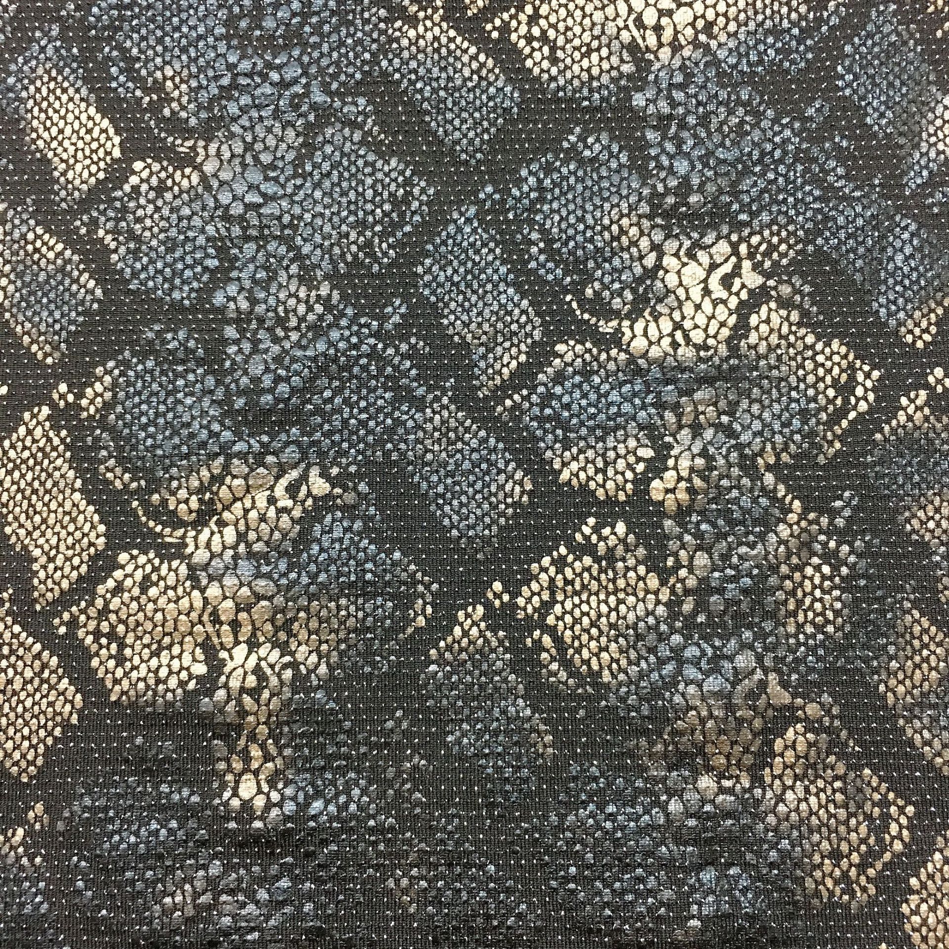 厂家供应涤氨银丝点子布烫彩膜