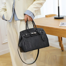 2026�¿��{�~���߼����{�~�y����Ů�����r������P����ٴ��K���