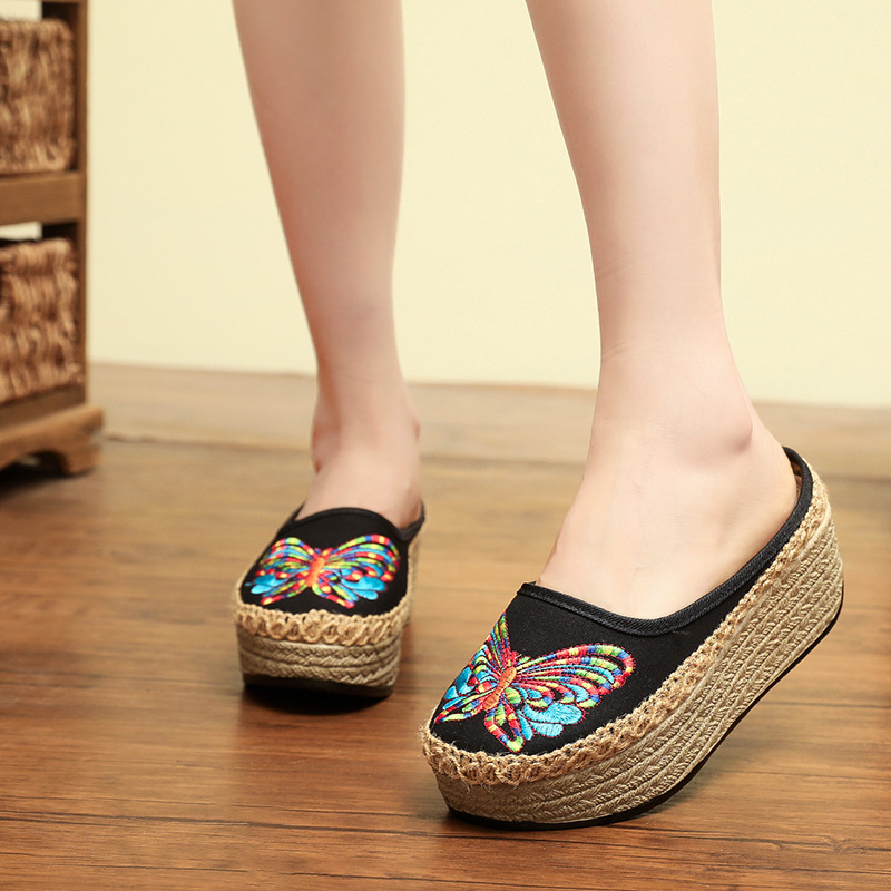 1618-85 New Joker Half Slippers Women's Shoes Outwear Slippers Retro Embroidered Ethnic Style Women's Slippers