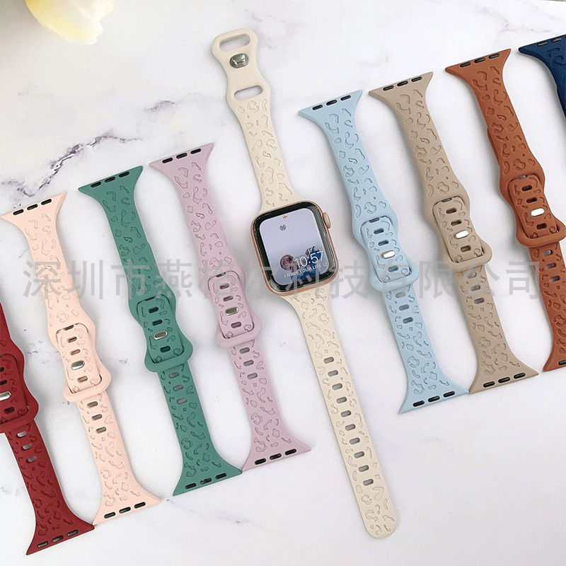 Suitable for Apple Apple WatchUltra small waist leopard engraved silicone watch strap on behalf of manufacturers in stock
