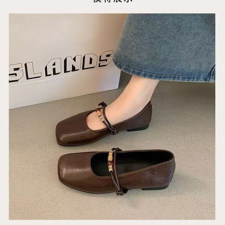 2026 nuevo estilo francés de verano de moda multicolor, zapatos de cuero perezosos de un solo pie de moda de Mary Jane