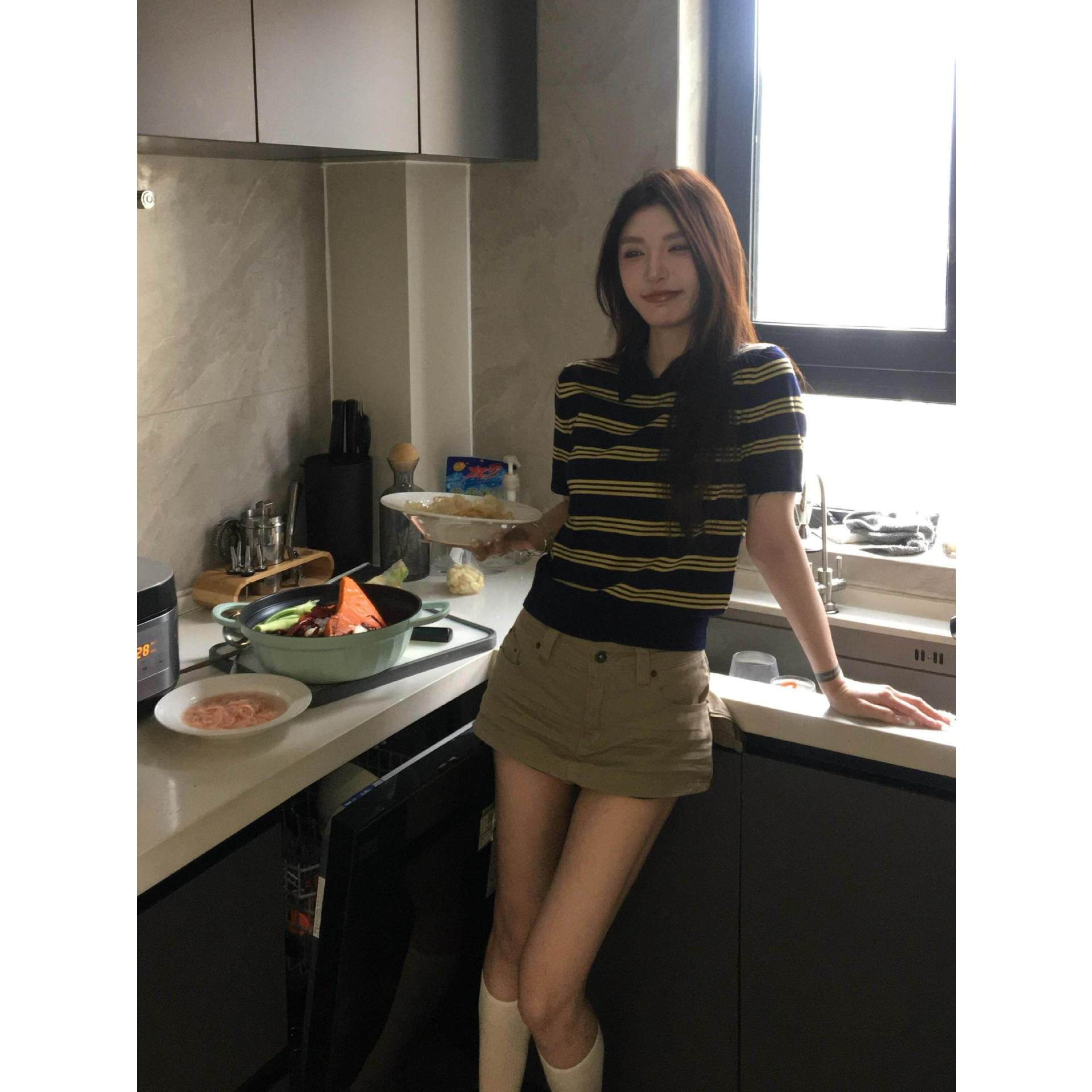 Color-Block Striped Polo Collar Base Shirt for Women, Summer Regular Shoulder High-End Style Inner T-Shirt, Korean Style Knit Short-Sleeve Top