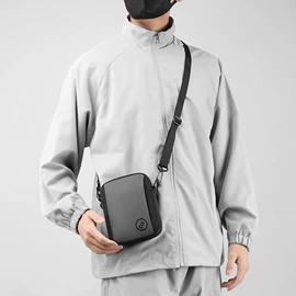 商务背包;通用双肩背包;男士胸包