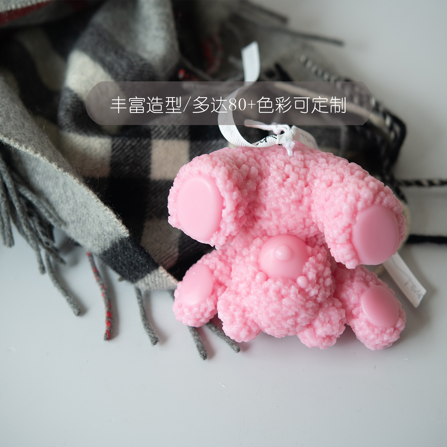 Venta caliente invertido oso forma vela decoración lindo ins regalo creativo con regalo de mano decoración dibujos animados al por mayor