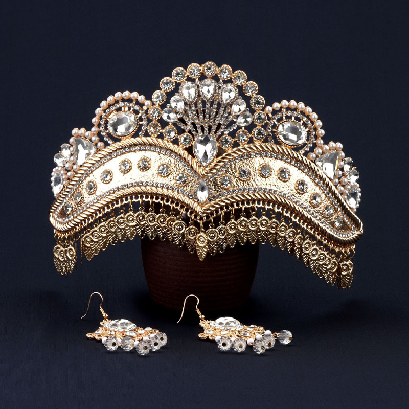 Set di gioielli da sposa corona oro e orecchini con strass_voghion.com