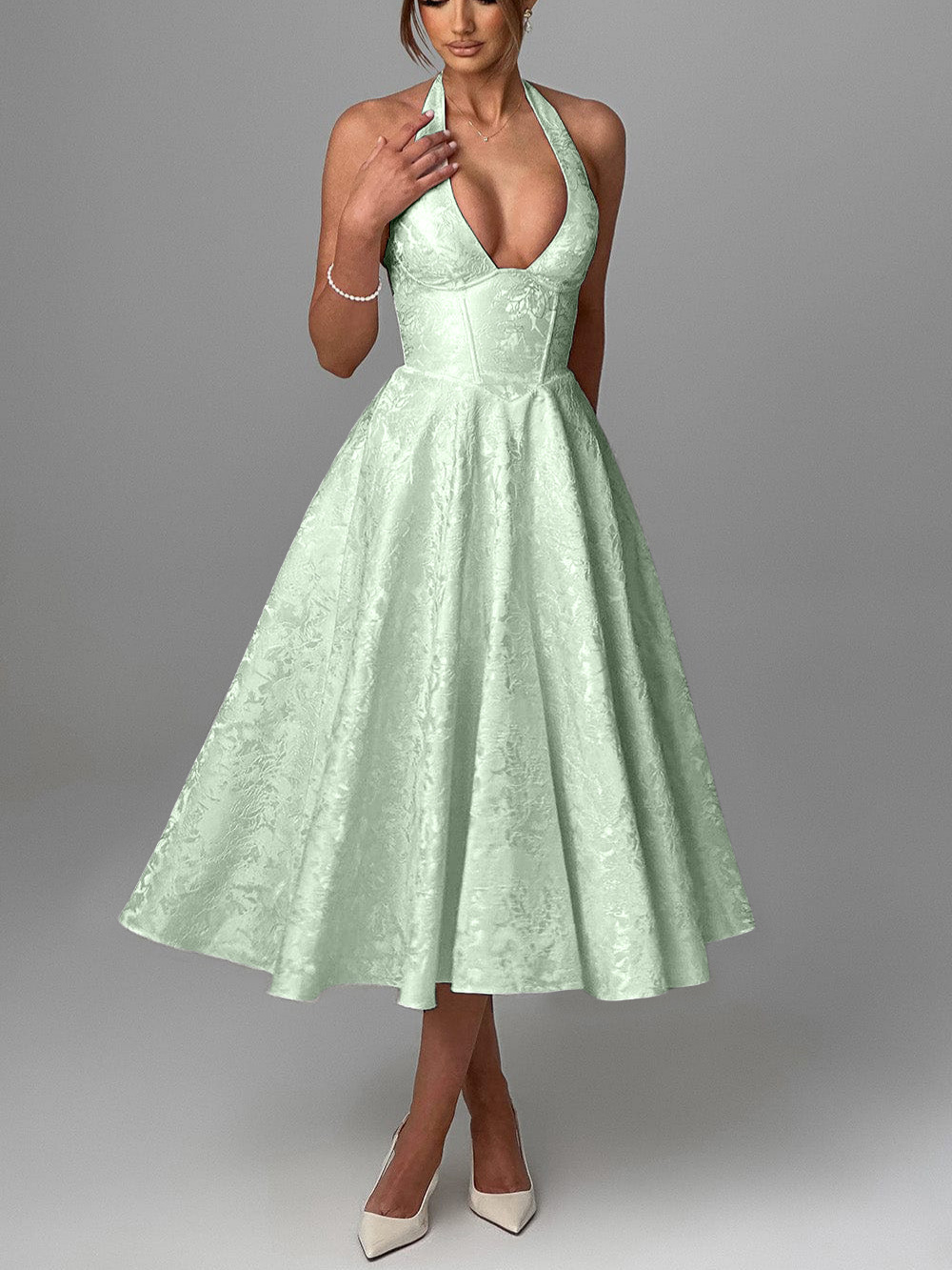 Elegant V-neck Backless Evening Dress For Summer Occasions_voghion.com