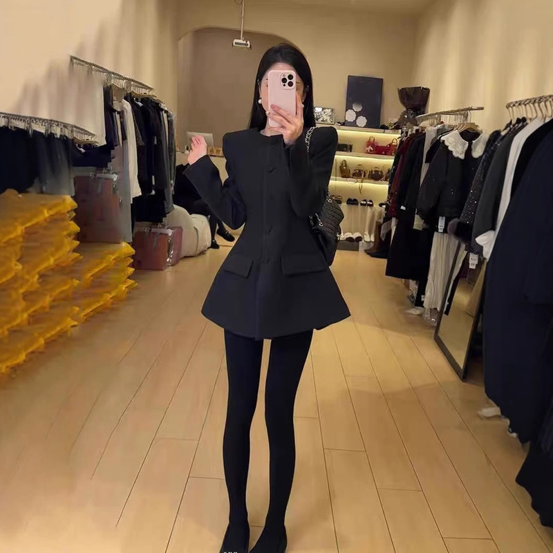 Hepburn-Style Retro Black Woolen Blazer for Women 2024 Winter Slimming Chanel-Style Hourglass Waist Woolen Dress