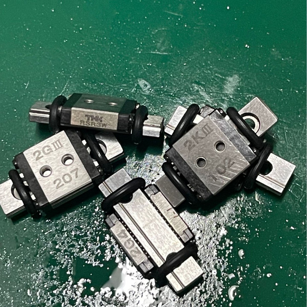 THK半导体用直线导轨滑块RSR3WM RSR5WM RSR5WN RSR7WM RSR7WNUU