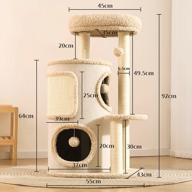 猫が棚に登って家庭用の小戸型は木の穴の猫の巣を占有しません。|undefined