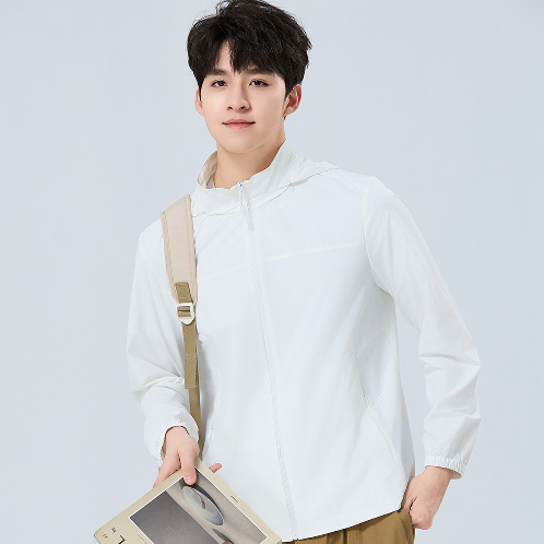 남성모델-아이스화이트