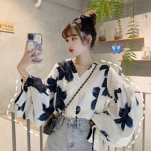 新款内搭设计雪纺休闲宽松大码胖MM长袖复古港味灯笼袖V领衬衣女