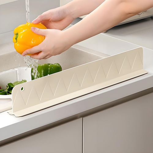 Sink Splash Guard Kitchen Dishwashing Pool Water Pool Hand Basin Countertop Splash Barrier Silicone Waterproof Separating Strip