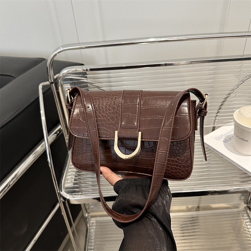 Bolso para mujeres 2025, nuevo estilo de estilo extranjero, cocodrilo, bolso de mano elegante, bolso de hombro debajo de la axila.