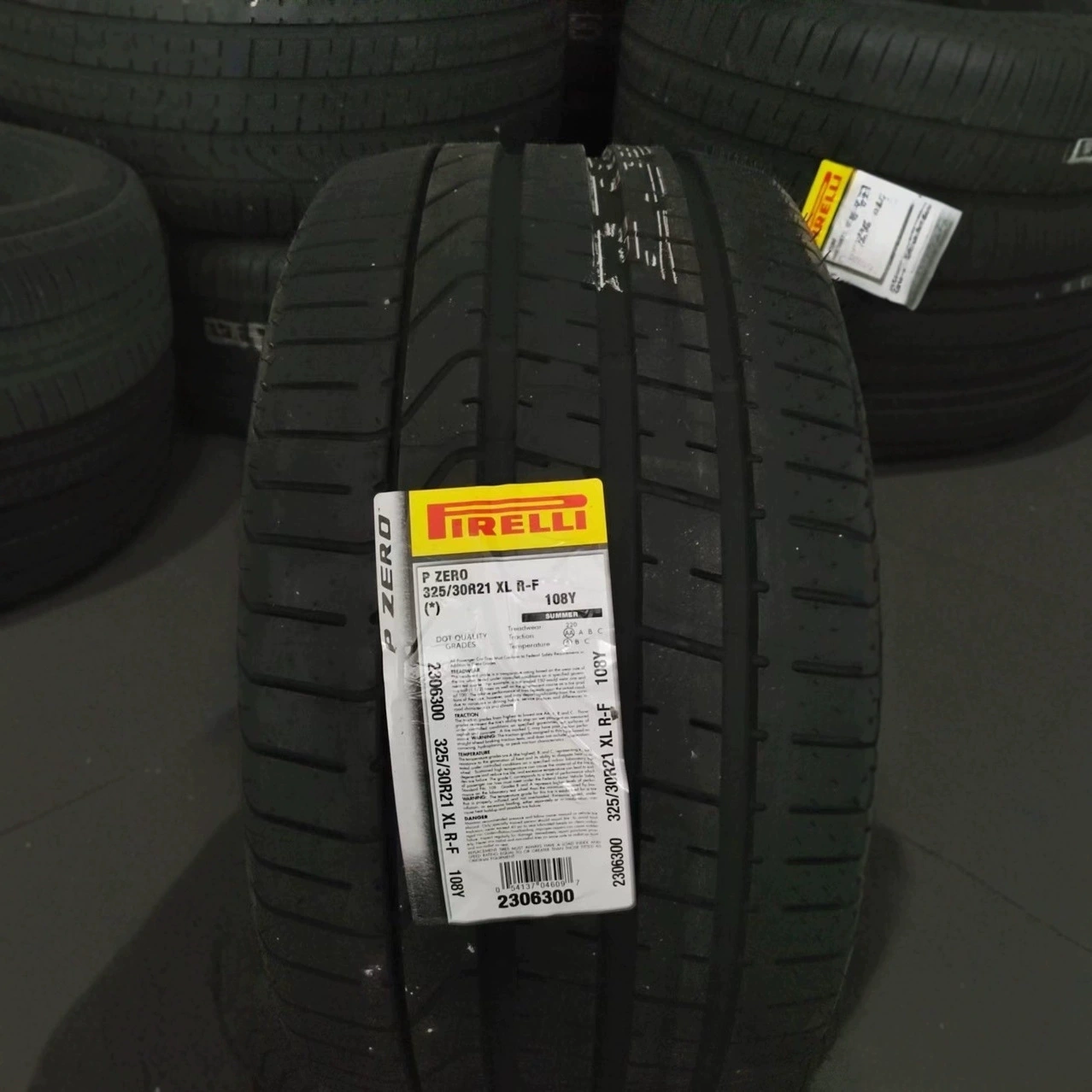 Шины Pirelli 285/35R21 325/30R21 105/108Y P ZERO взрывоустойчивые * BMW X5X6