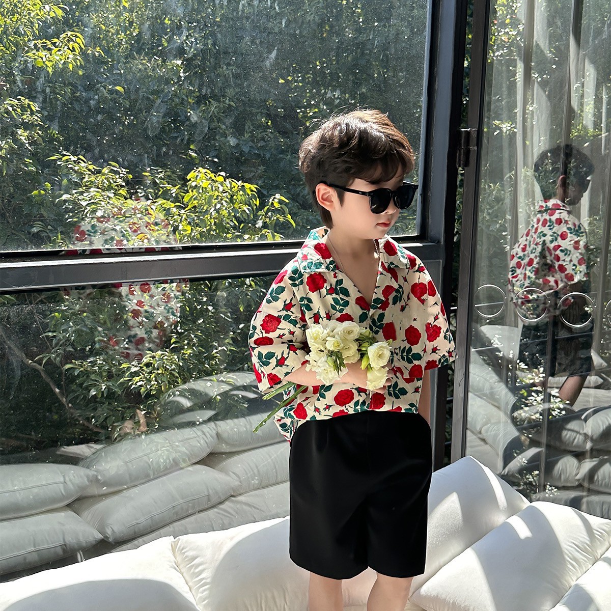 Ropa para niños, traje de camisa de flores de estilo coreano para niños, flor rosa, tesoro para hombres, camisa de manga corta de estilo retro francés de dos piezas para niños