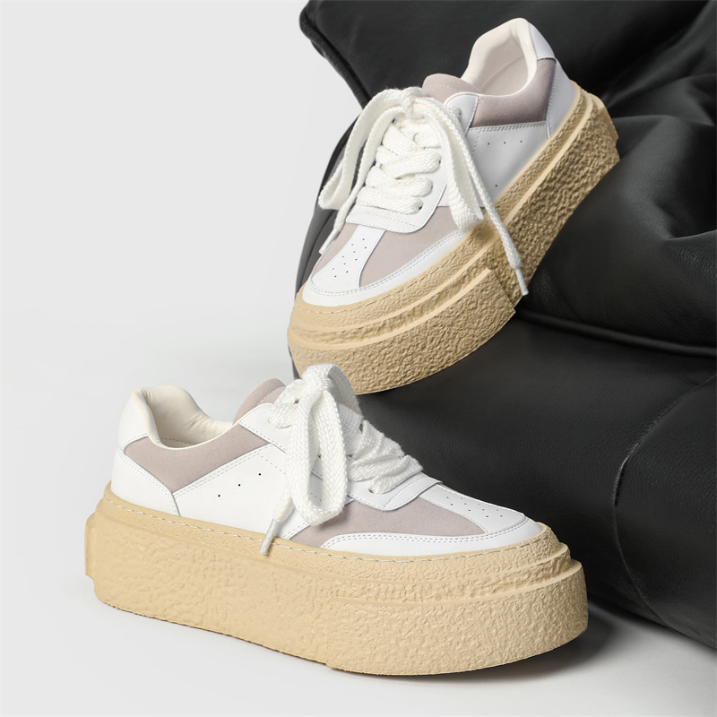 2024 New Stitching Thick-soled Mooncake German Training Shoes Men's Breathable Low-top Increased Lace-up Shoes Fashionable Casual Men's Shoes